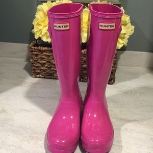 Hunter Rain Boots - bright pink!